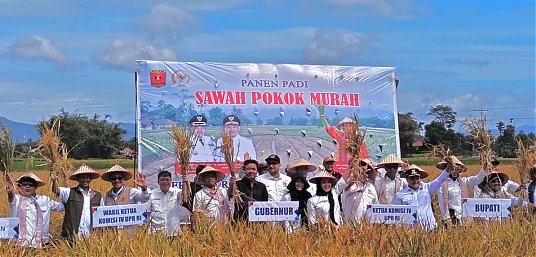 Apresiasi Komisi IV DPR RI, Sawah Pokok Murah Layak Diterapkan di Seluruh Indonesia thumbnail