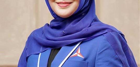 Dukung Ketahanan Pangan, Ibu Hj. Yesi Endriani, SM Anggota DPRD Propinsi Sumatera Barat Memperkuat Pembangunan Irigasi Tersier Di Kabupaten Agam thumbnail