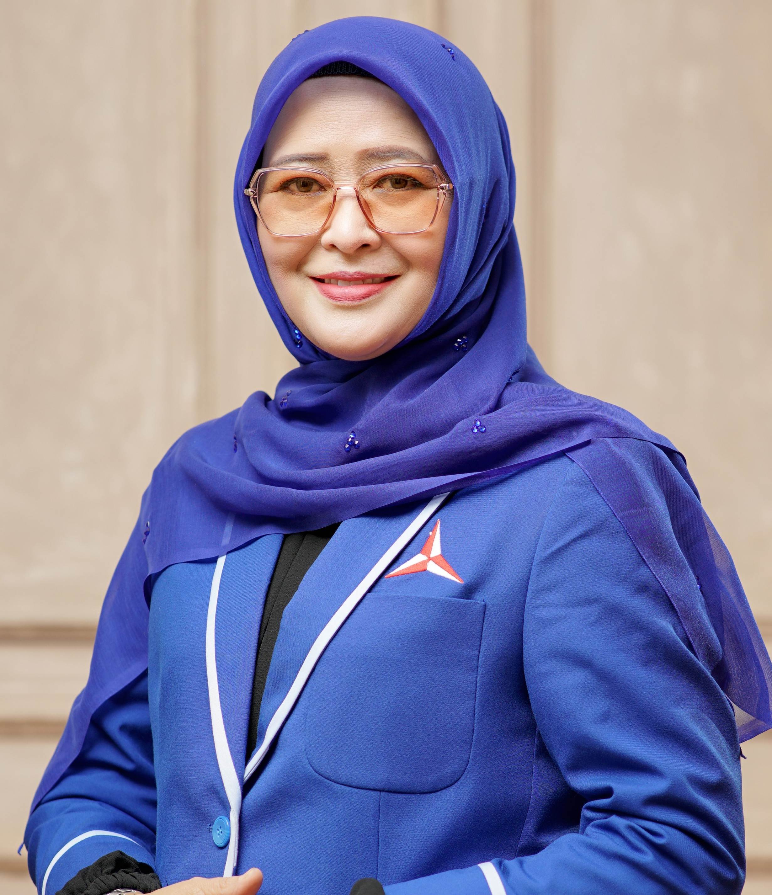 Dukung Ketahanan Pangan, Ibu Hj. Yesi Endriani, SM Anggota DPRD Propinsi Sumatera Barat Memperkuat Pembangunan Irigasi Tersier Di Kabupaten Agam thumbnail